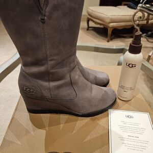 UGG Women's Charcoal Leather Waterprof Winter Boots